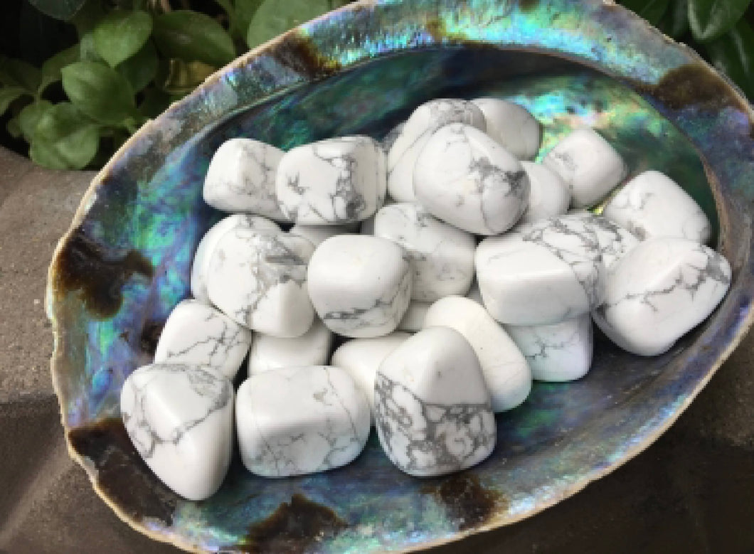 Howlite